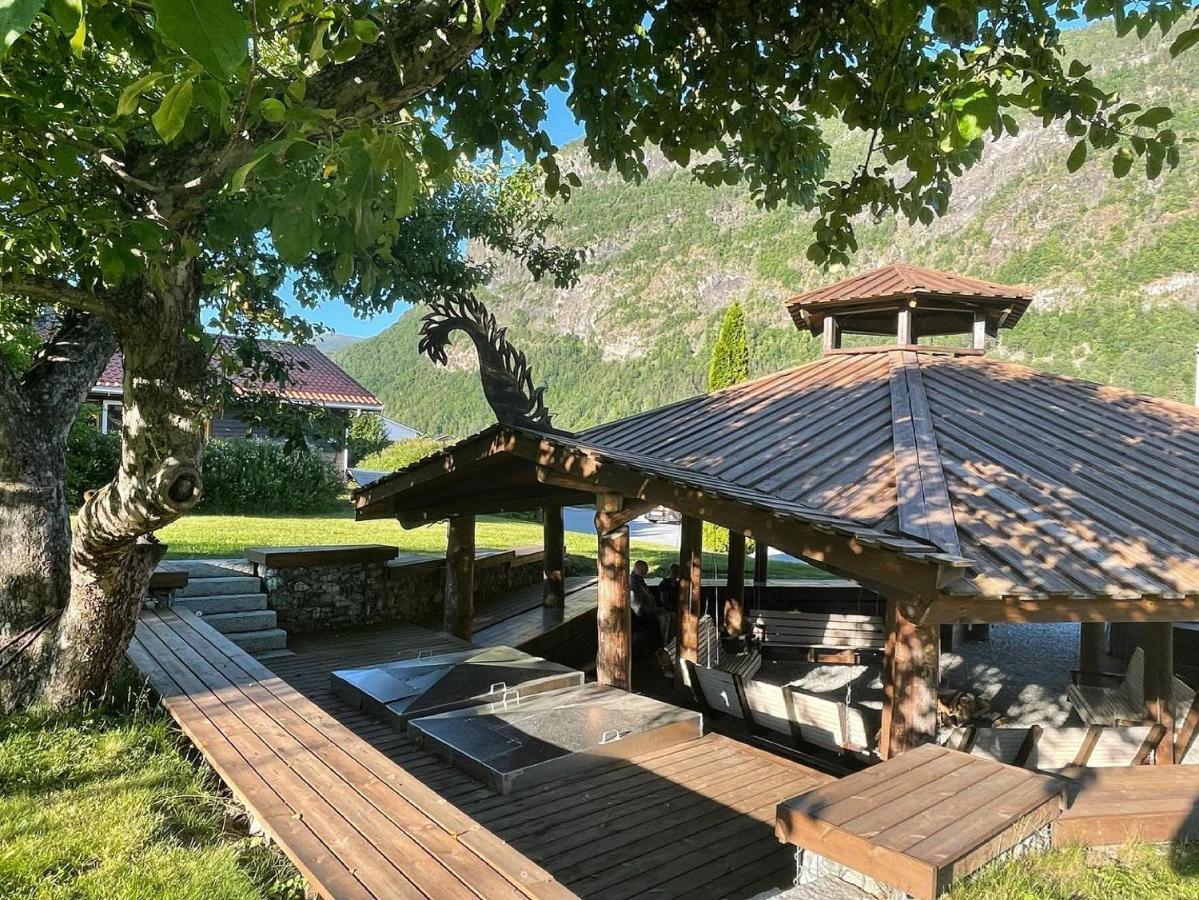 Sogndal Bed & Breakfast Exteriör bild